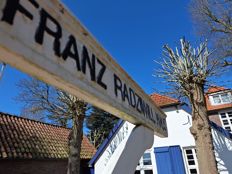 Dangaster Kunstpfad - am Franz Radziwill Haus